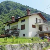 Apartma Jezero，位于莫斯特纳索契的酒店