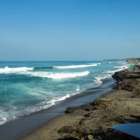 Bima Sakti Homestay Echo Beach Canggu，位于坎古的酒店
