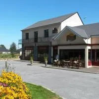 HOTEL RESTAURANT La CREPERIE Du CHATEAU，位于克朗的酒店
