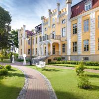 Relais & Châteaux Hotel Quadrille - Adults Only，位于格丁尼亚奥罗沃的酒店