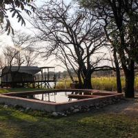 Camp Hogo Kavango，位于龙杜Rundu Airport - NDU附近的酒店
