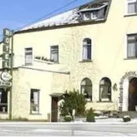 坦纳海姆酒店,位于博帕德的酒店
