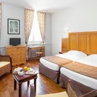 Appart Hotel Charles Sander，位于萨兰莱班的酒店