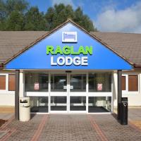 Raglan Lodge，位于蒙默思的酒店