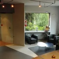 伊甸酒店，位于奥尔巴萨诺的酒店