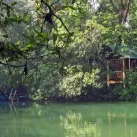 Campamento Rio Lacanja，位于Lacanjá的酒店