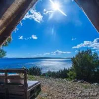 Cast Away - Eco Resort,位于萨瓦拉的酒店