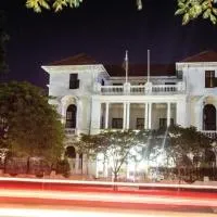 Bulawayo Club,位于布拉瓦约的酒店
