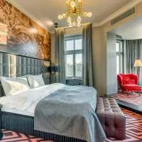 Grand Poet Hotel and SPA by Semarah，位于里加中心区的酒店