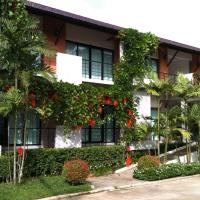Wassana Sitdharma Guesthouse，位于Ban Na Pho特朗机场 - TST附近的酒店