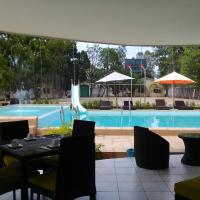 Holidays Hotel，位于马哈赞加安博罗维机场 - MJN附近的酒店