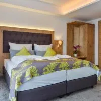 4 Sterne Hotel & Restaurant Haunstetter Hof Augsburg，位于奥格斯堡的酒店