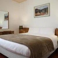 丹特酒店，位于庞特内阿尔比的酒店