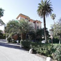 博内拉别墅酒店，位于热那亚Nervi的酒店