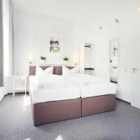 Hotel Löwenguth - Das freundliche gemütliche Budget Hotel，位于蒙塔鲍尔的酒店