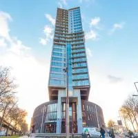 ART Hotel Rotterdam-Fully Renovated，位于鹿特丹的酒店
