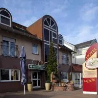 Hotel-Restaurant La Fontana，位于圣英贝特的酒店
