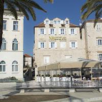 十二世纪遗产酒店，位于特罗吉尔Trogir Old Town的酒店