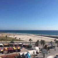 Charming Apartment With Sea View Near Lisbon，位于卡帕里卡海岸的酒店