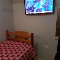 Sharp Guesthouse，位于阿克拉Oxford Street的酒店