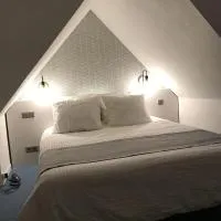 勒托才思酒店，位于Saint-Bonnet-Tronçais的酒店