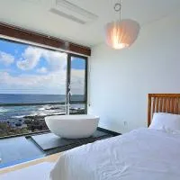 The Villas Ocean Family，位于西归浦市的酒店
