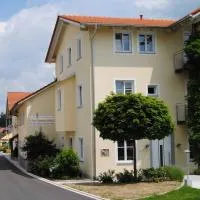 Zum Kirchenwirt,位于Neukirchen vorm Wald的酒店
