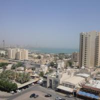 Marina Royal Hotel Suites，位于科威特的酒店