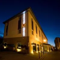 Hotel Centrum,位于克维曾的酒店