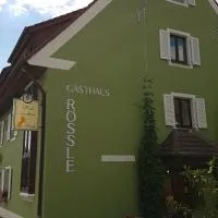 Hotel Gasthaus Rössle，位于弗莱堡的酒店