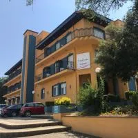 埃斯特瓦酒店，位于卡尔德斯德马拉维亚的酒店