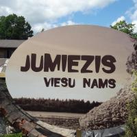 Guest house Jumiezis，位于Pļaviņas的酒店