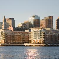 波士顿滨水区巴特利码头酒店，位于波士顿滨水区的酒店