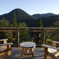 Auberge de Montagne des Chic-Chocs Mountain Lodge - Sepaq，位于圣安娜德蒙的酒店