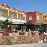 Sunrise Hotel，位于Agia Ermioni的酒店