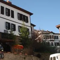 阿瑞贝口纳克酒店,位于番红花城的酒店