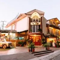 Hotel Willow Banks, Mall Road Shimla，位于西姆拉的酒店