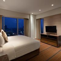 Oakwood Hotel & Residence Surabaya，位于泗水Manyar的酒店