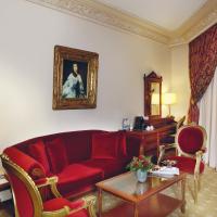 Serenada Golden Palace - Boutique Hotel，位于贝鲁特哈姆拉的酒店