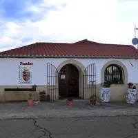 La pension del Parador,位于Galisteo的酒店