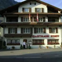 Gasthaus Post，位于穆奥塔塔尔的酒店