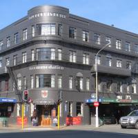 法庭酒店，位于但尼丁Dunedin City Centre的酒店