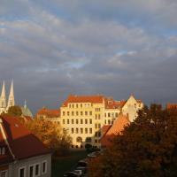 Hotel Zum Klötzelmönch，位于格尔利茨的酒店