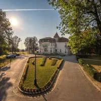 Boutique Hotel Korana Srakovcic,位于卡尔洛瓦茨的酒店