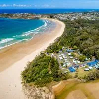 Woolgoolga Lakeside Holiday Park，位于伍尔古尔加的酒店