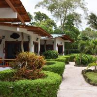 Piedras Blancas Lodge，位于阿约拉港西摩机场 - GPS附近的酒店