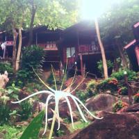 皮皮岛绿山度假村，位于皮皮岛的酒店