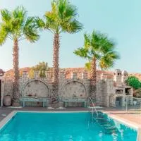 Luxury Villa Karteros，位于卡特罗斯伊拉克利翁国际机场 - HER附近的酒店