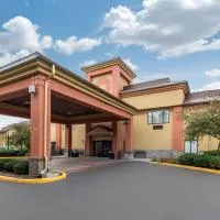Quality Inn & Suites Brownsburg - Indianapolis West,位于布朗斯堡的酒店