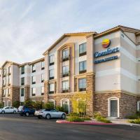 Comfort Inn & Suites Henderson - Las Vegas，位于拉斯维加斯亨德森的酒店